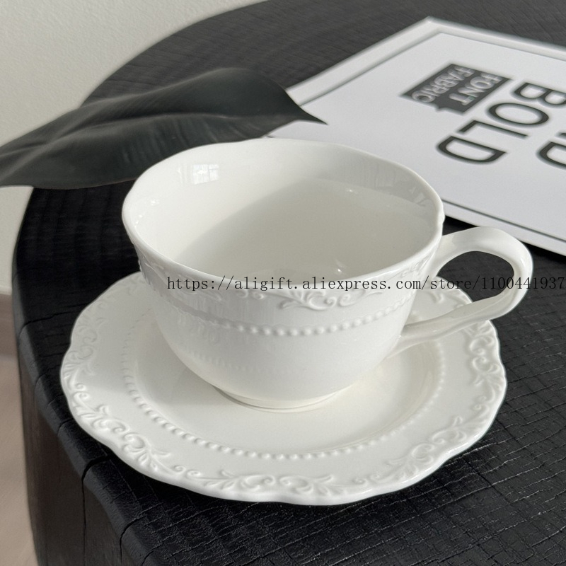 프렌치 라이트 럭셔리 양각 꽃무늬 커피 컵과 접시 세트 - Tea Coffee Pot Set 리뷰 및 가격